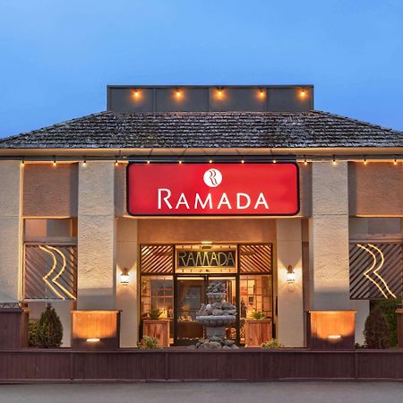 Ramada by Wyndham Arcata Hotel Bagian luar foto