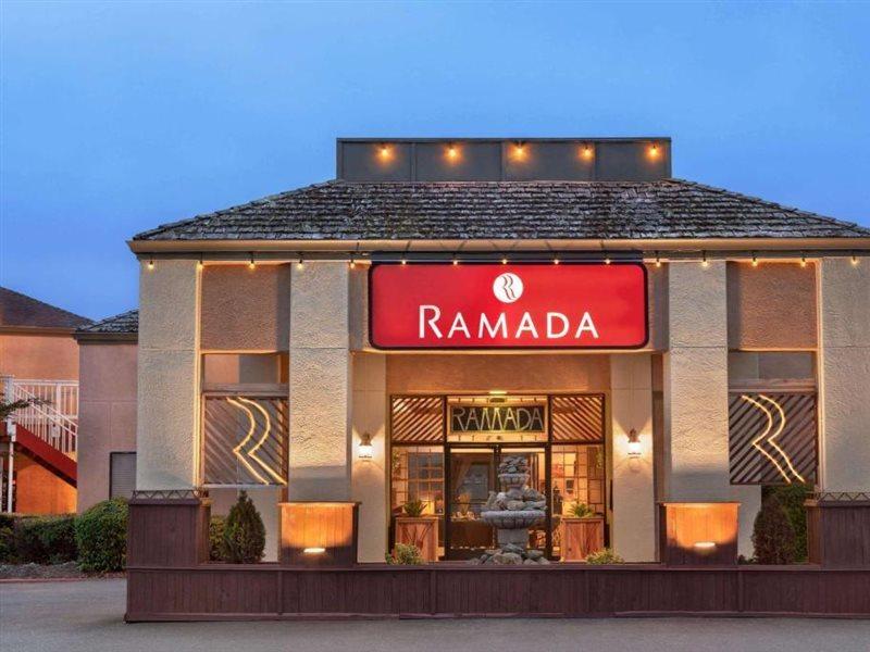 Ramada by Wyndham Arcata Hotel Bagian luar foto