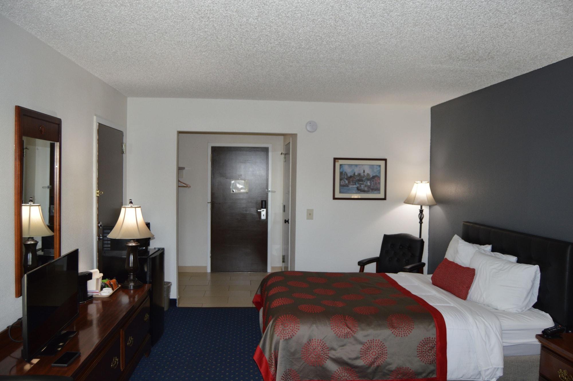 Ramada by Wyndham Arcata Hotel Bagian luar foto