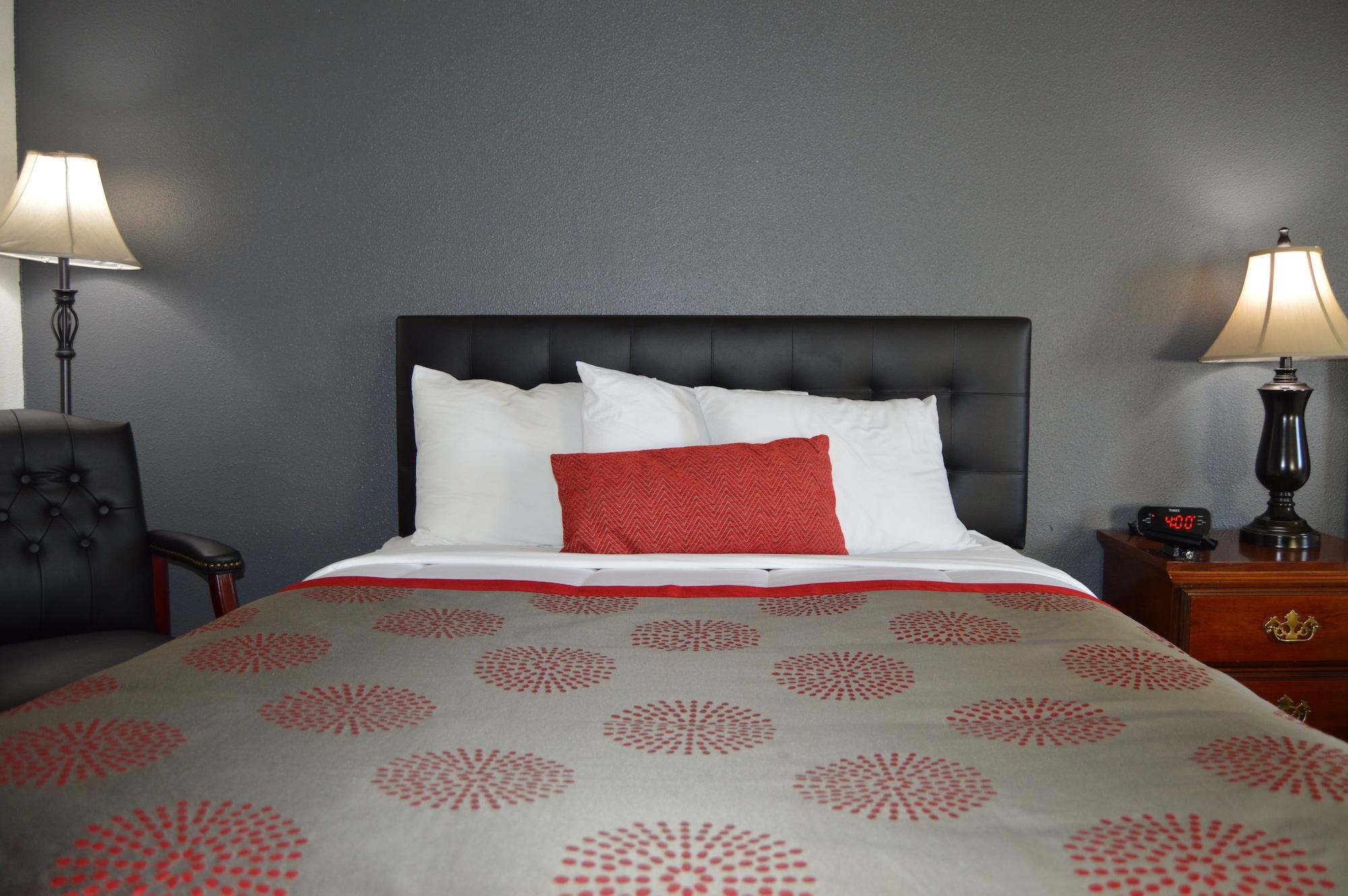 Ramada by Wyndham Arcata Hotel Bagian luar foto